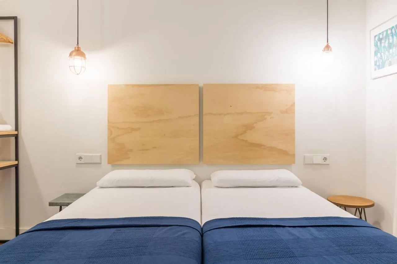 Magatzem 128 Guest House Barcelona