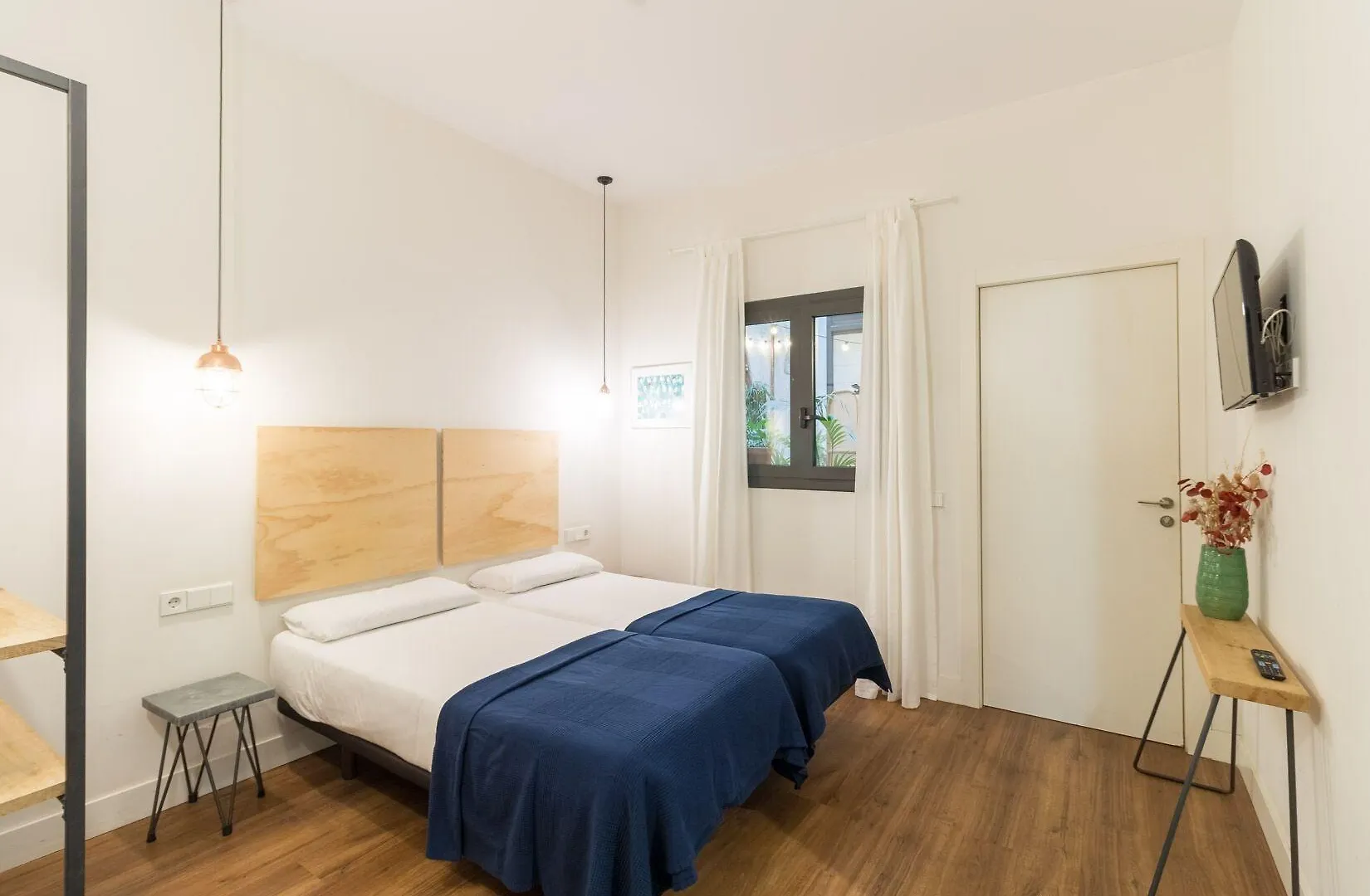 Magatzem 128 Guest House Barcelona