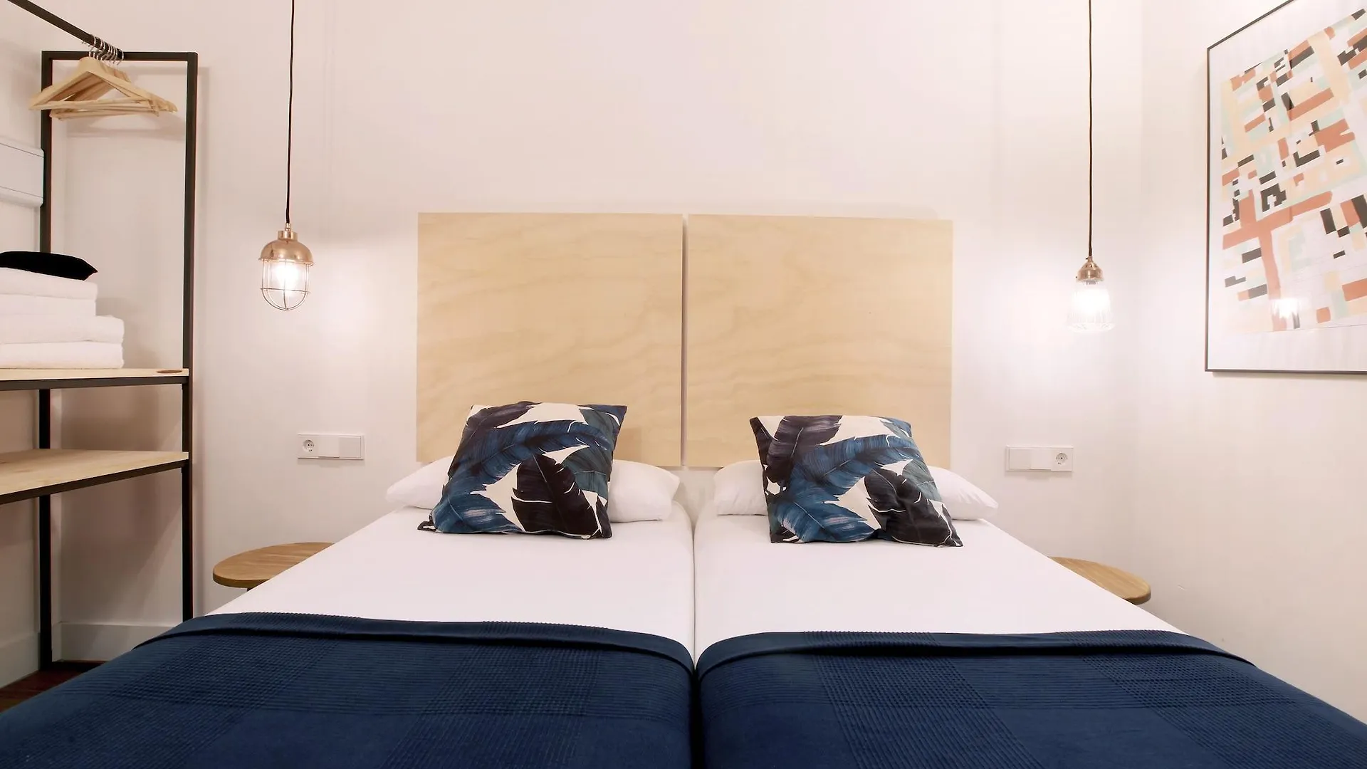 Magatzem 128 Guest House Barcelona
