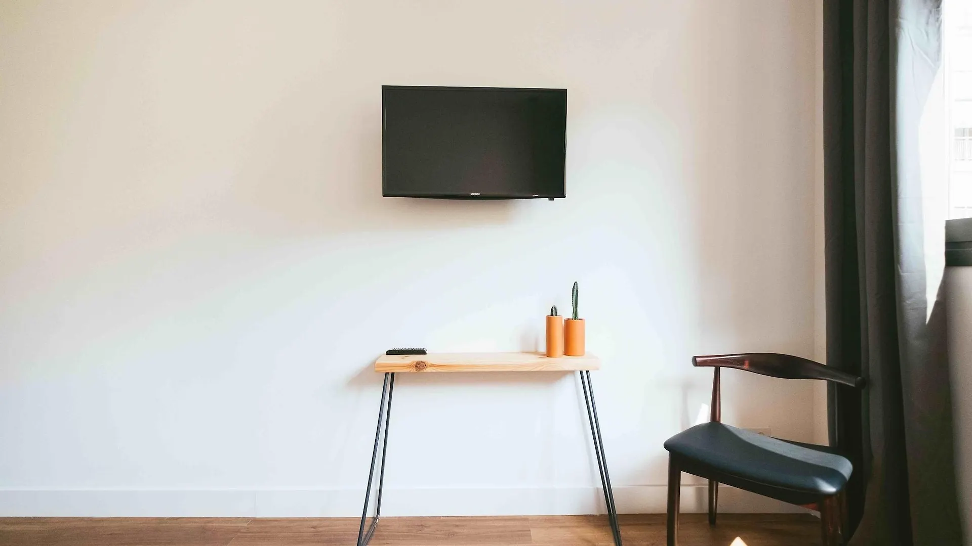 Magatzem 128 Guest House Barcelona