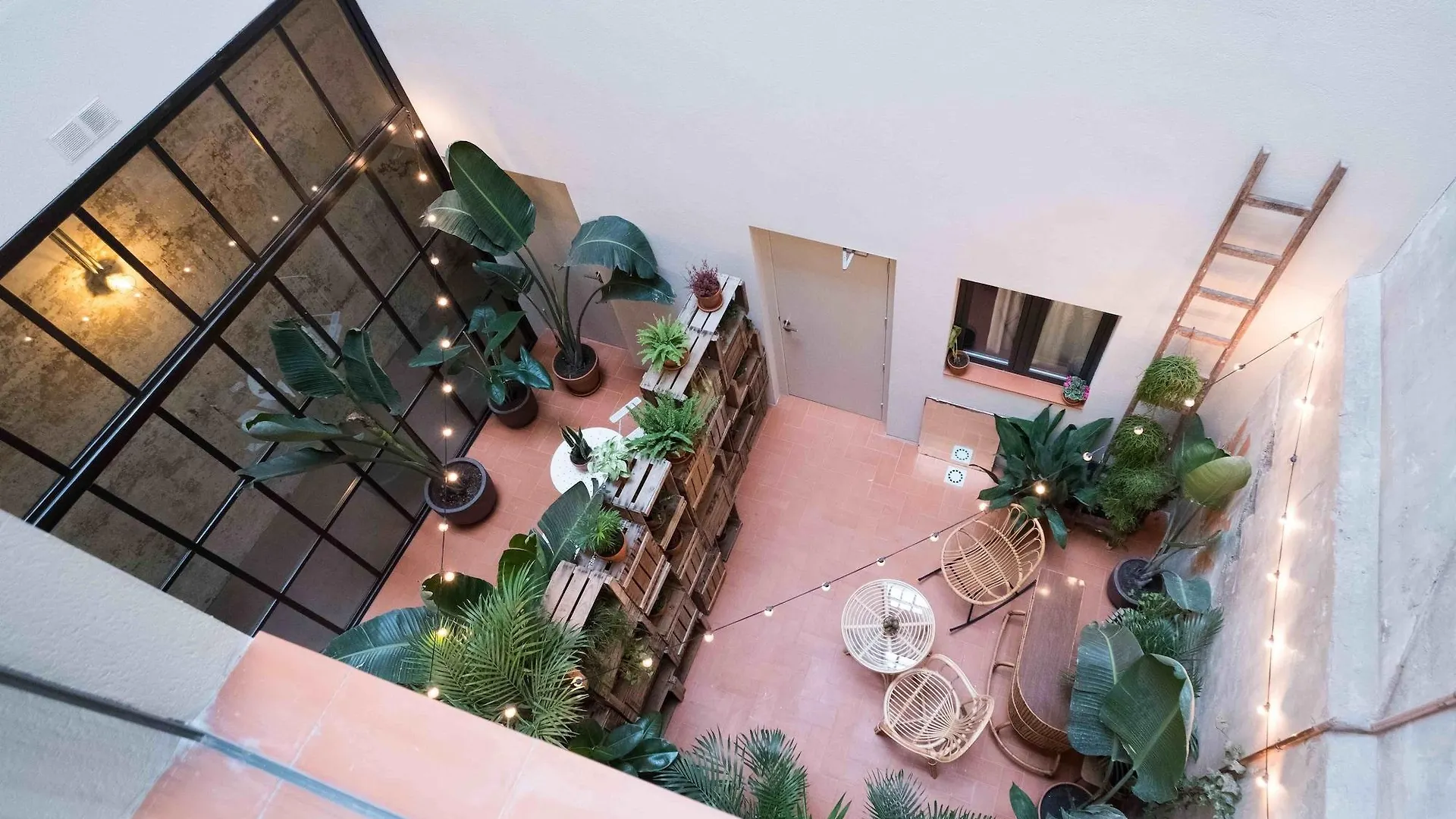 Magatzem 128 Guest House Barcelona