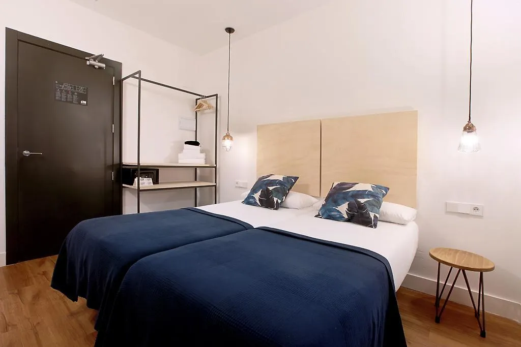 Magatzem 128 Guest House Barcelona