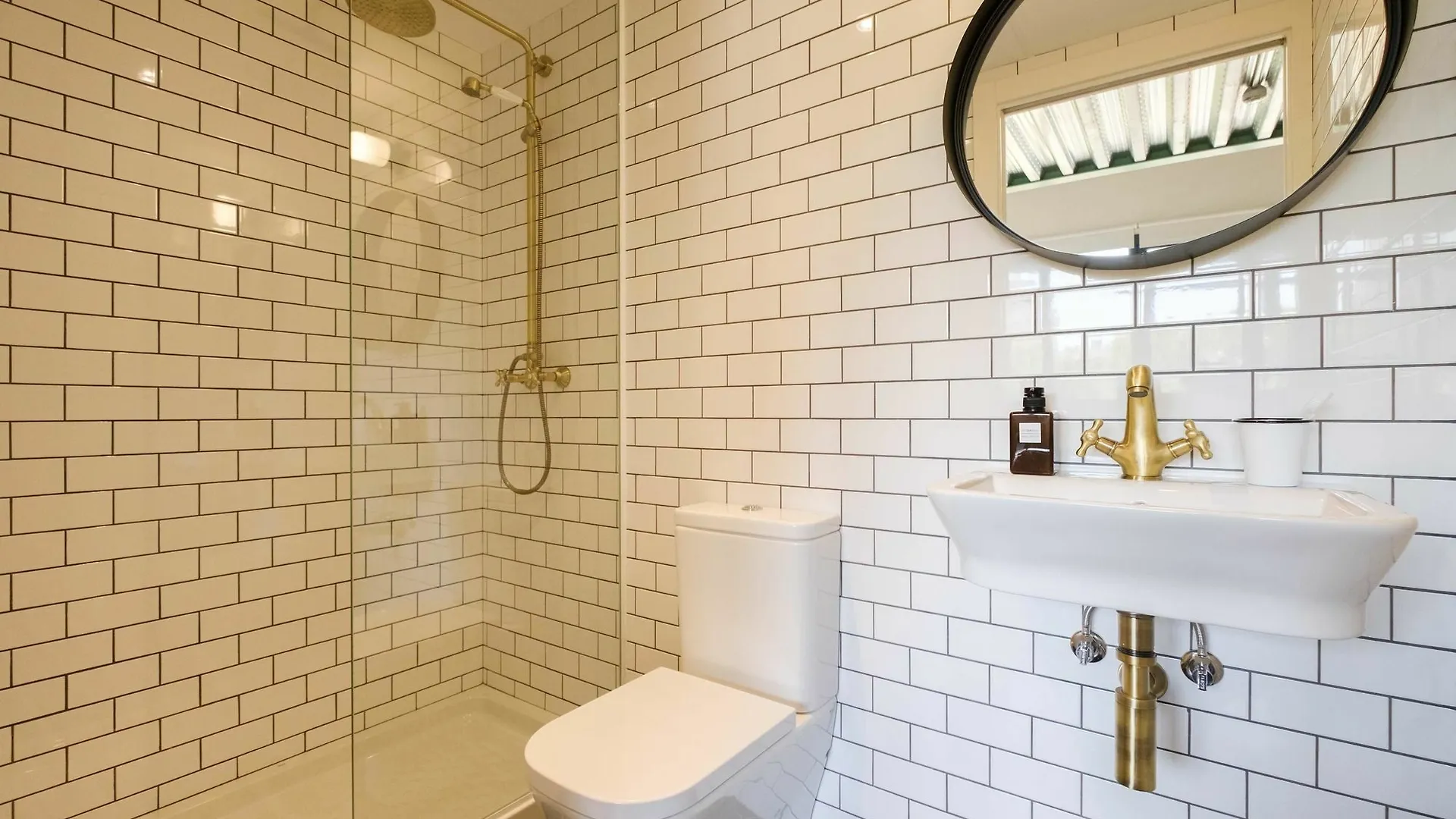 Magatzem 128 Guest House Barcelona