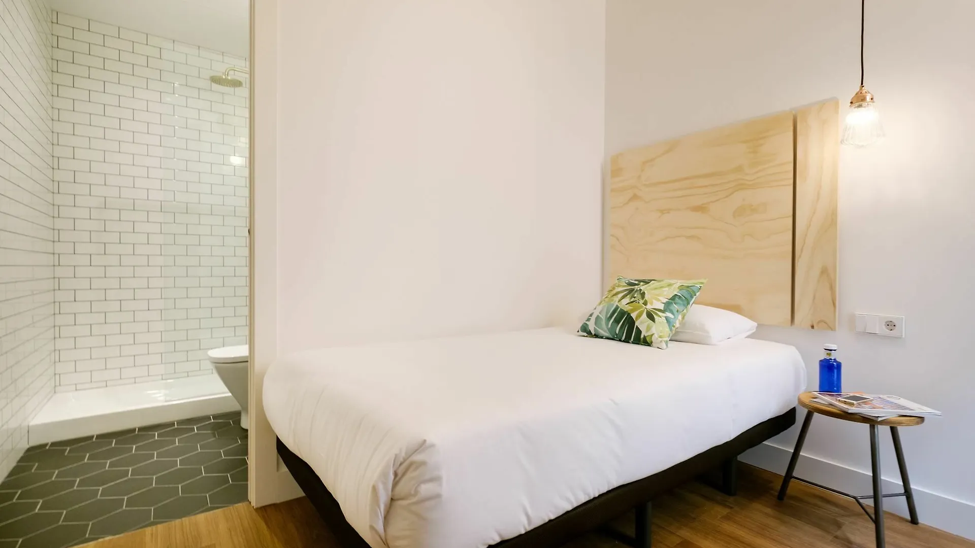 Magatzem 128 Guest House Barcelona