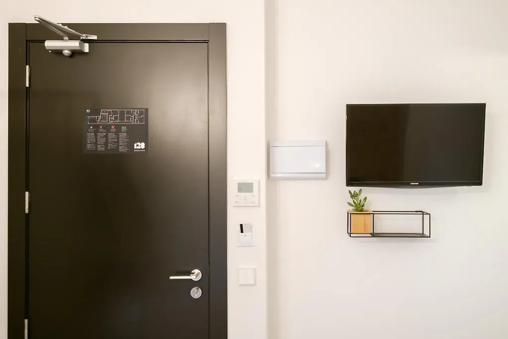 Magatzem 128 Guest House Barcelona 3*,  Spain